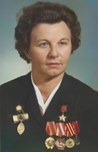 <strong>Зинаида Михайловна Туснолобова-Марченко</strong>Ученый, медсестра 23.11.1920 – 20.05.1980