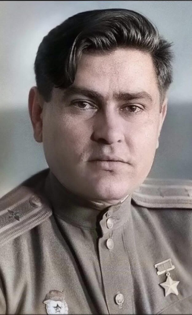 Алексей Петрович МаресьевЛетчик 20.05.1916 - 18.05.2001