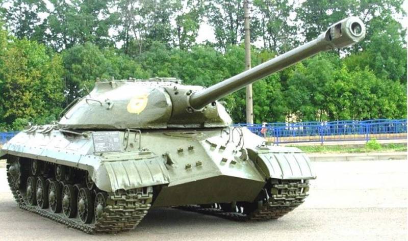 Тяжелый танк ИС-3