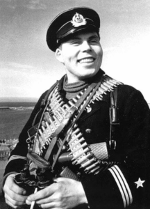 <strong>Дмитрий Романович Овчаренко</strong>советский военнослужащий 25.01.1919 – 28.01.1945