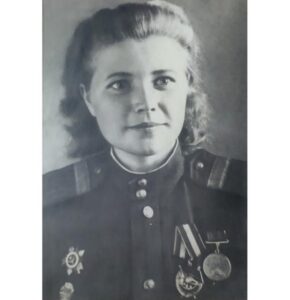<strong>Екатерина Илларионовна Дёмина</strong>санинструктор  морской пехоты 22 декабря 1925 - 24 июня 2019